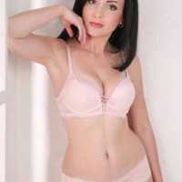 Atakum Escort Güzeli: Büyüleyici Özellikleriyle Öne Çıkan Kadın